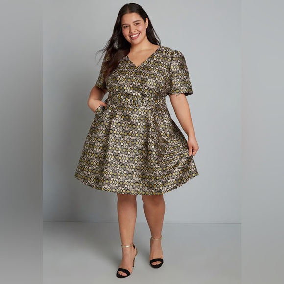 Cocktails At Golden Hour Fit-And-Flare Dress - Picture 2 of 4